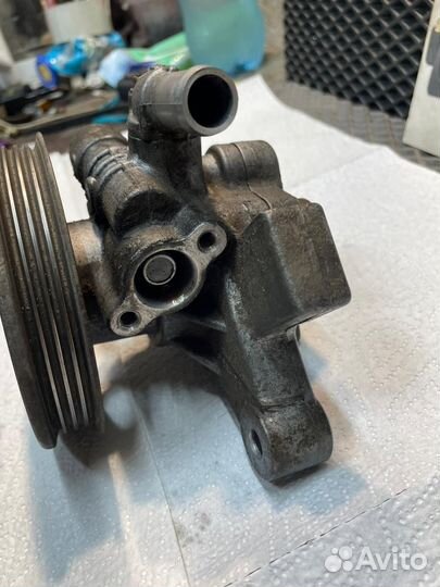 Насос гур Honda CR-V RD1. 99 г.в 2.0