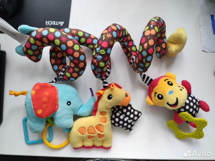 Развивающие игрушки для малышей