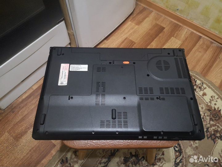 Acer V3-771G i5 SSD дисплей 17 видюха 2 гига