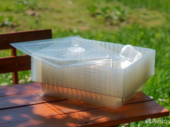 Кормушки для пчёл Василёк 10л. пр-во Беларусь 10шт