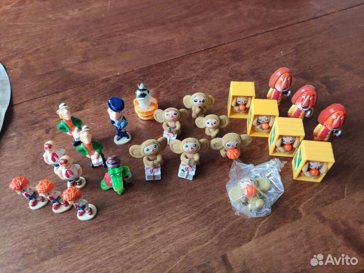 Игрушки из киндер сюрприза и Ландрин