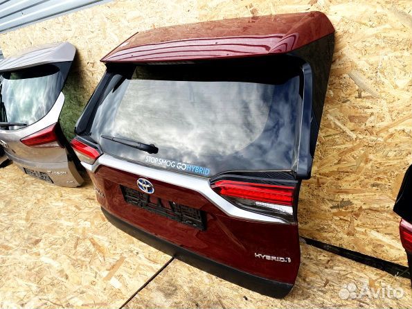 Крышка багажника Toyota RAV4 XA50