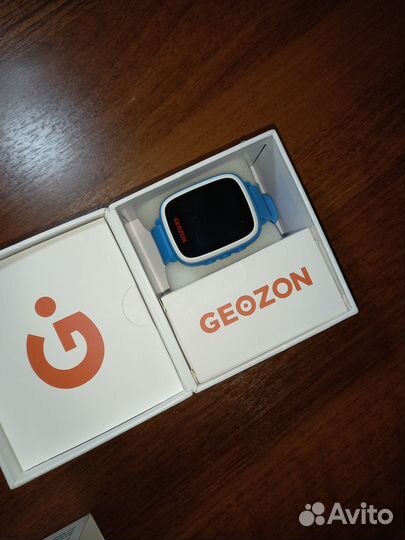 Детские часы телефон с gps