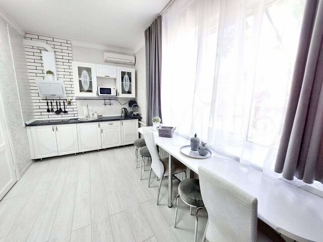 2-к. квартира, 45 м², 1/2 эт.