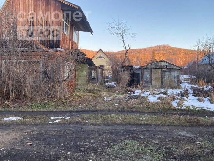 Дача 400 м² на участке 4 сот.