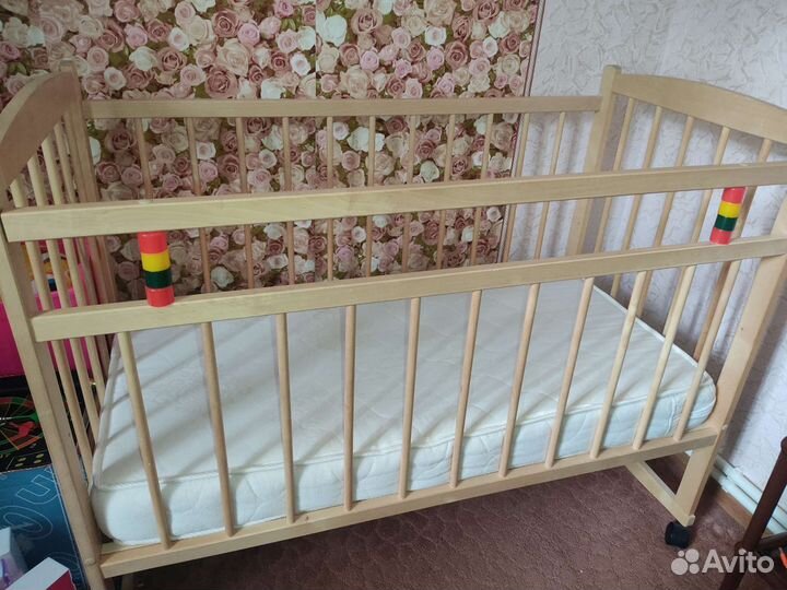Кроватка манеж