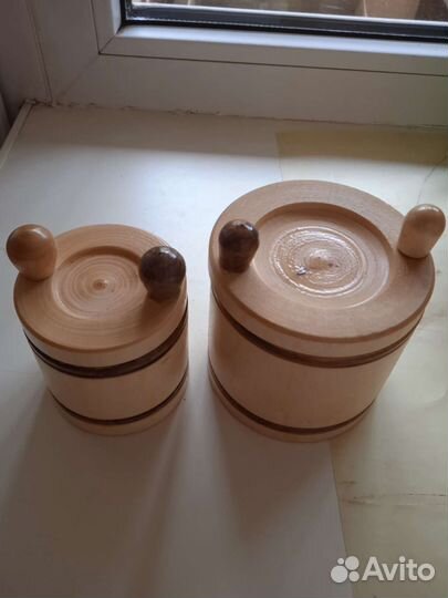 Посуда из дерева, ступки, солонки, кружка