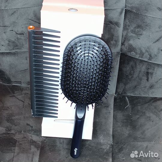 Расческа dyson