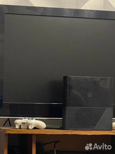 Xbox 360 elite 500 гб freeboot