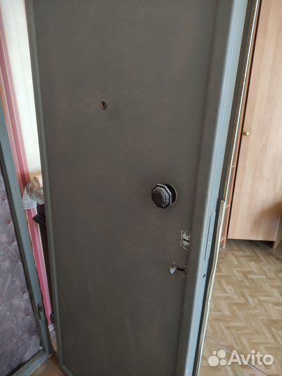 Дверь входная железная бу