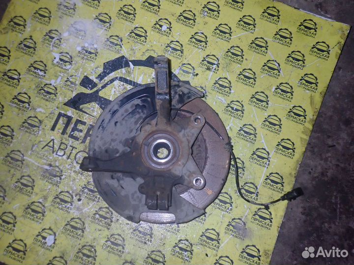 Кулак передний левый SsangYong Tivoli