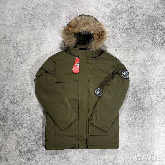 Зимняя куртка Canada Goose