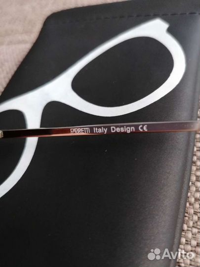 Солнцезащитные очки женские оригинал