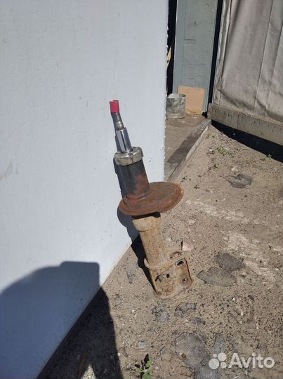 Стойка масляная