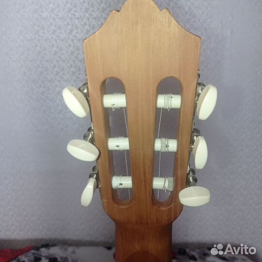 Классическая гитара yamaha C40M