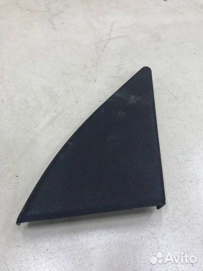 Накладка Уголок двери передней правой 2014-2016