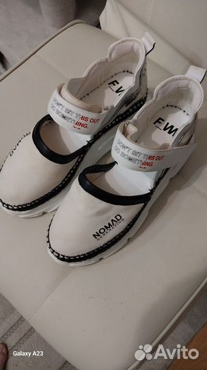 Босоножки на платформе F WD