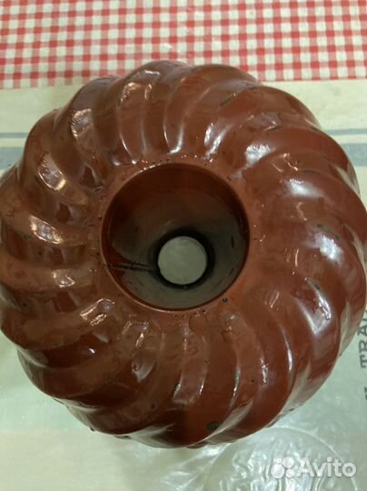 Большая эмалированная форма для кекса