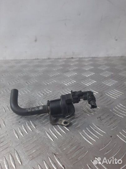 Клапан вентиляции топливного бака Opel Astra H