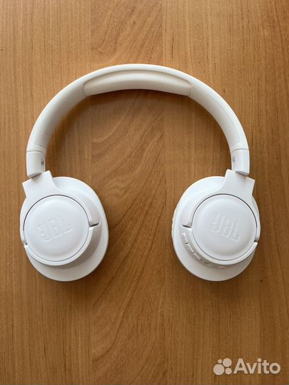 Наушники беспроводные JBL Tune 710BT White