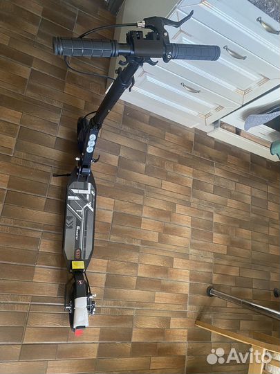 Самокат скутер