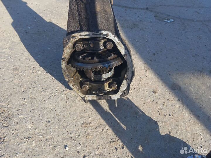 Запчасти на ниву 21213