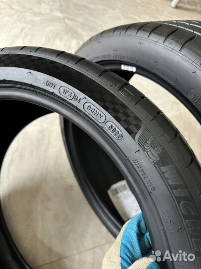 Michelin Pilot Sport 4 S 275/35 R20