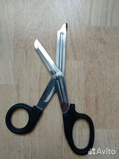 Ножницы медицинские атравматические