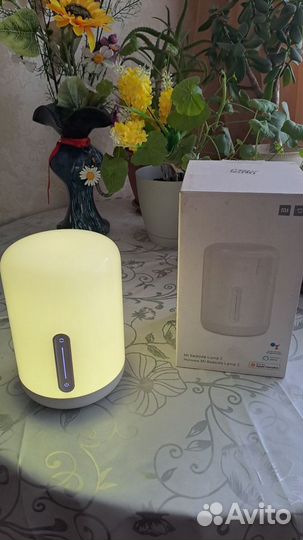 Умный ночник Xiaomi Mi Bedside Lamp 2