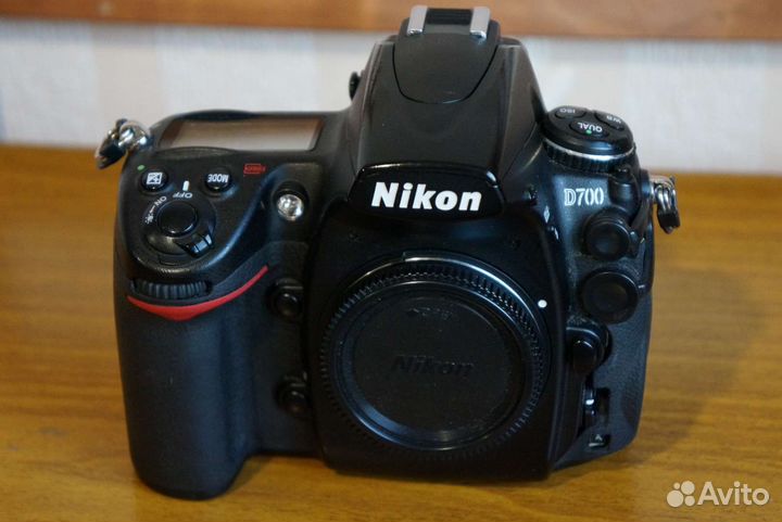Nikon D700 (полный кадр) body