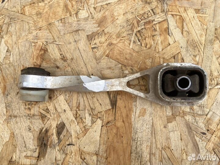 Подушка двигателя Renault Symbol