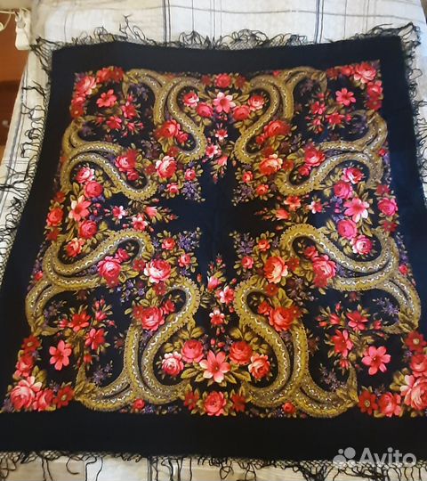 Павловопосадский платок,шерсть