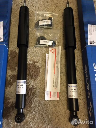 Передние и зад амортизаторы Sachs на MB W124/W201