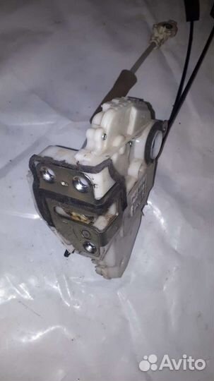 Honda CR-V 3 замок двери передний левый