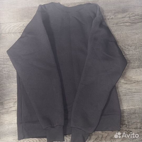 Серый свитшот