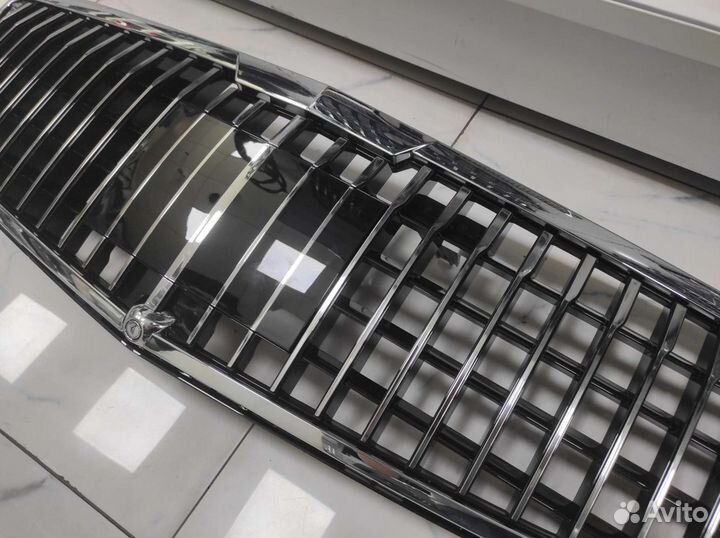 Решетка радиатора Maybach Mercedes GLS X166