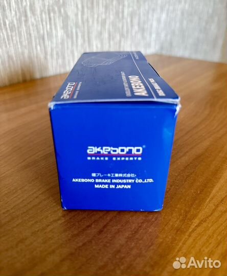 Колодки тормозные на Toyota Camry