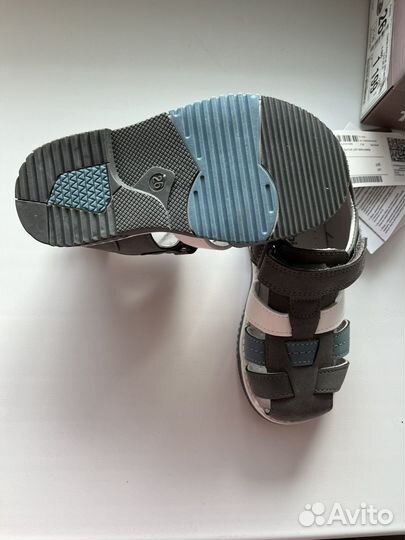 Сандалии для мальчика tombi 26 размер новые