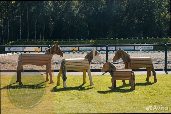 Декор для детской площадки. Деревянная Лошадк