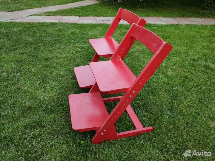 Стульчик растущий из дерева красный (а-ля Стокке)