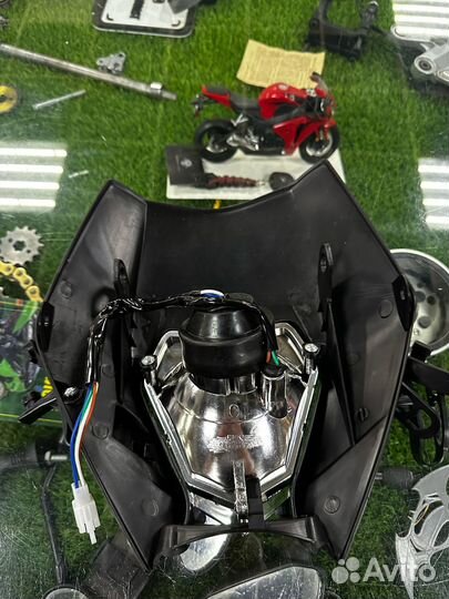 Фара универсальная мотоцикла эндуро в сборе
