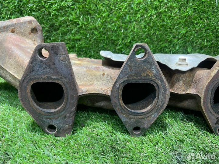 Выпускной коллектор Lincoln Navigator 5.4 triton