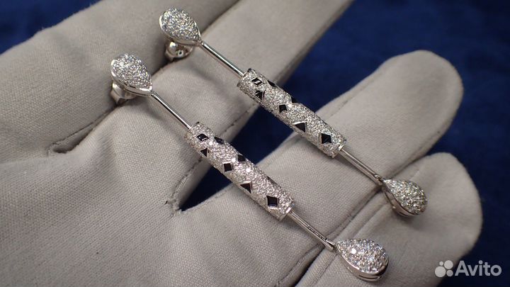 Золотые серьги с эмалью и бриллиантами 2.01 карат