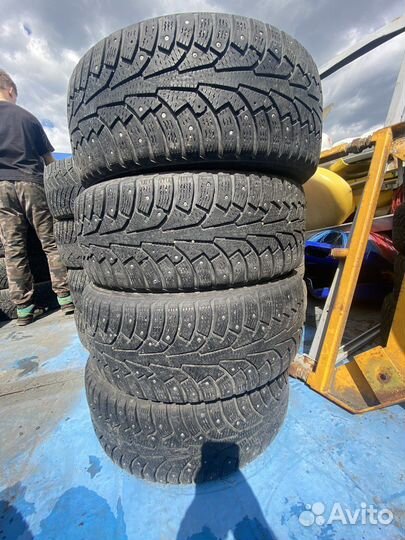 Nokian Tyres Hakkapeliitta 5 215/50 R17 95H