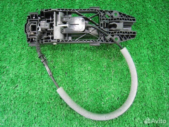 Ручка наружная двери задней левой volkswagen Tigu