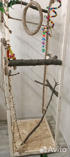 Игровая площадка для попугая