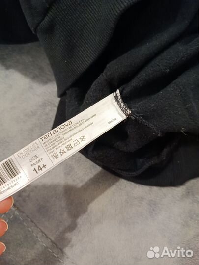 Свитшот Terranova в идеальном состоянии