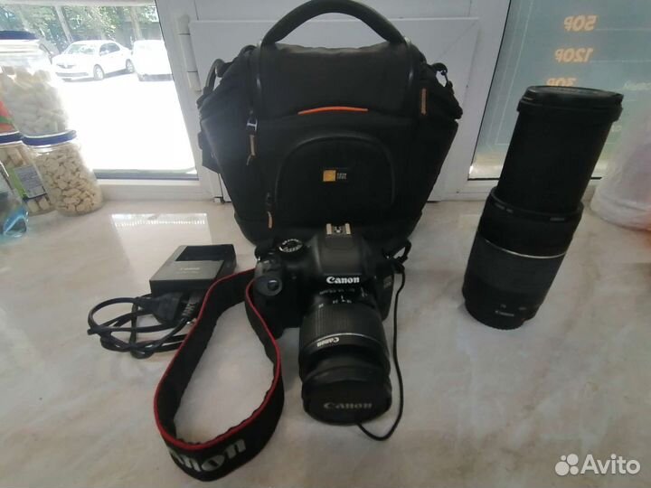 Зеркальный фотоаппарат canon 550d