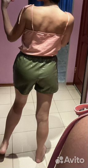 Шорты женские кожаные