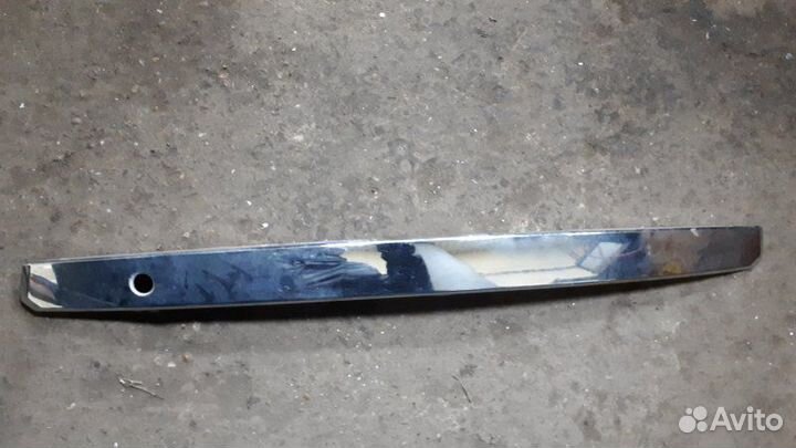 Молдинг двери багажника задний Geely Emgrand Ec7